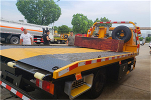 东海附近拖车电话号码服务